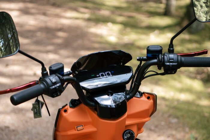 ELEKTRINIS MOTOROLERIS EC-10 - Image 10